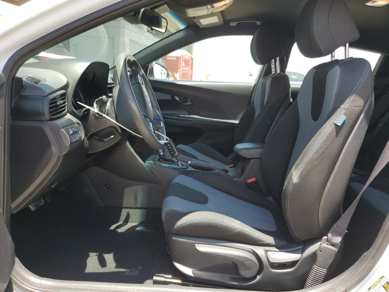 2019 Hyundai Veloster Base VIN: KMHTG6AF2KU019977 Lot: 62178965
