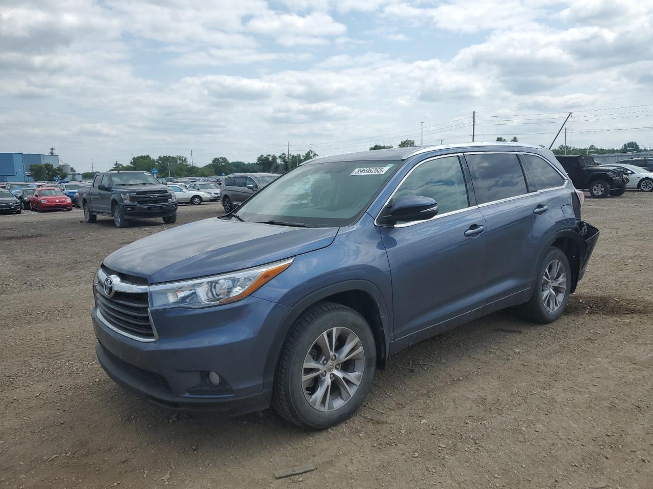 2015 Toyota Highlander Xle zu verkaufen in Des Moines, IA - Rear End