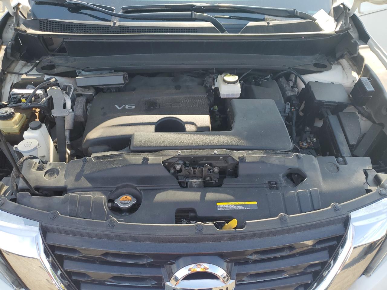 2018 Nissan Pathfinder S VIN: 5N1DR2MM9JC37125 Lot: 62840995
