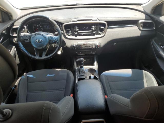  KIA SORENTO 2016 Srebrny