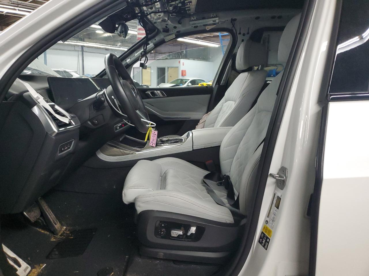 2024 BMW X7 xDrive40I VIN: 5UX23EM06R9T58346 Lot: 61275055