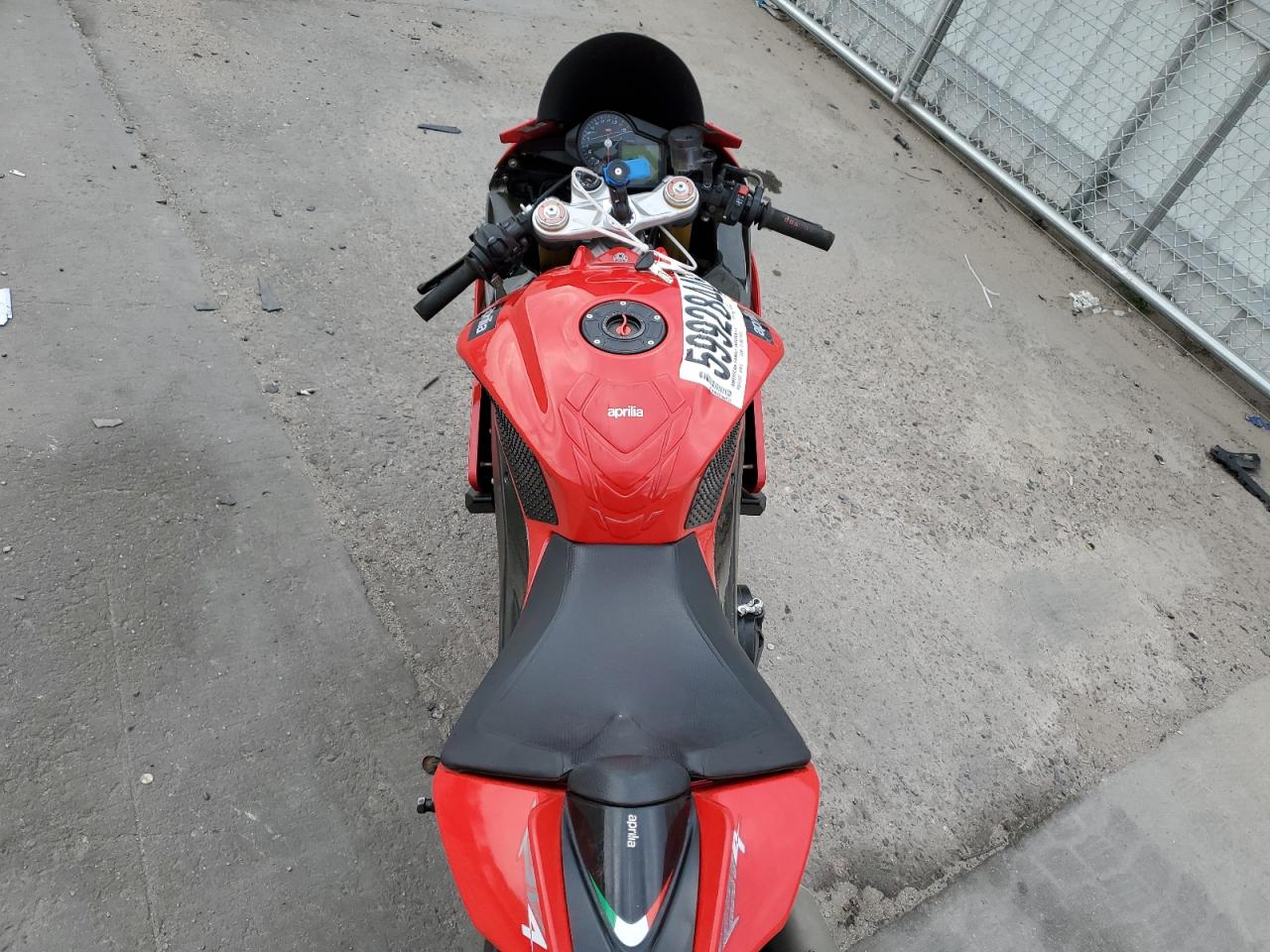 2015 Aprilia Rsv4 R VIN: ZD4RKUA44FS000627 Lot: 59928445