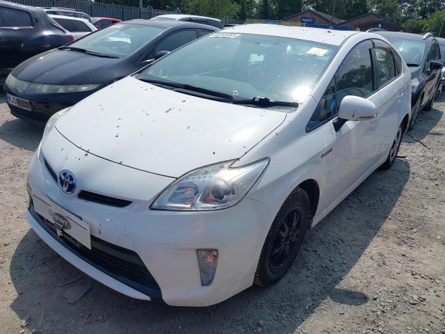 TOYOTA PRIUS T4 V 2014
