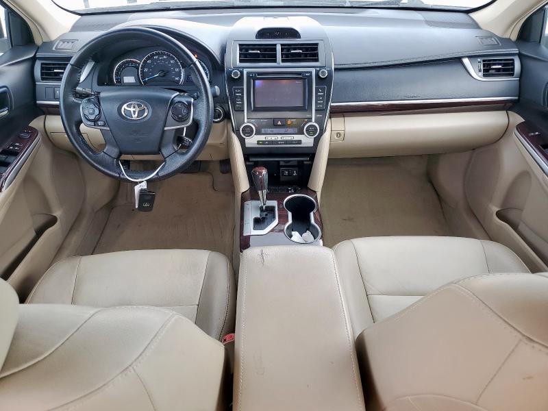  TOYOTA CAMRY 2013 Бежевий
