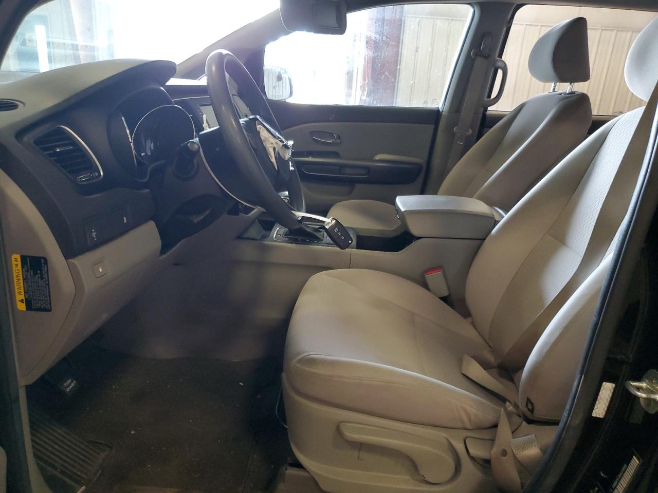 2017 Kia Sedona L VIN: KNDMA5C18H6258968 Lot: 60538555