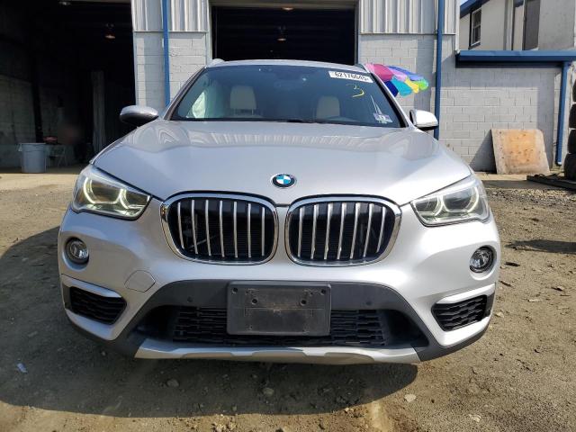  BMW X1 2017 Srebrny