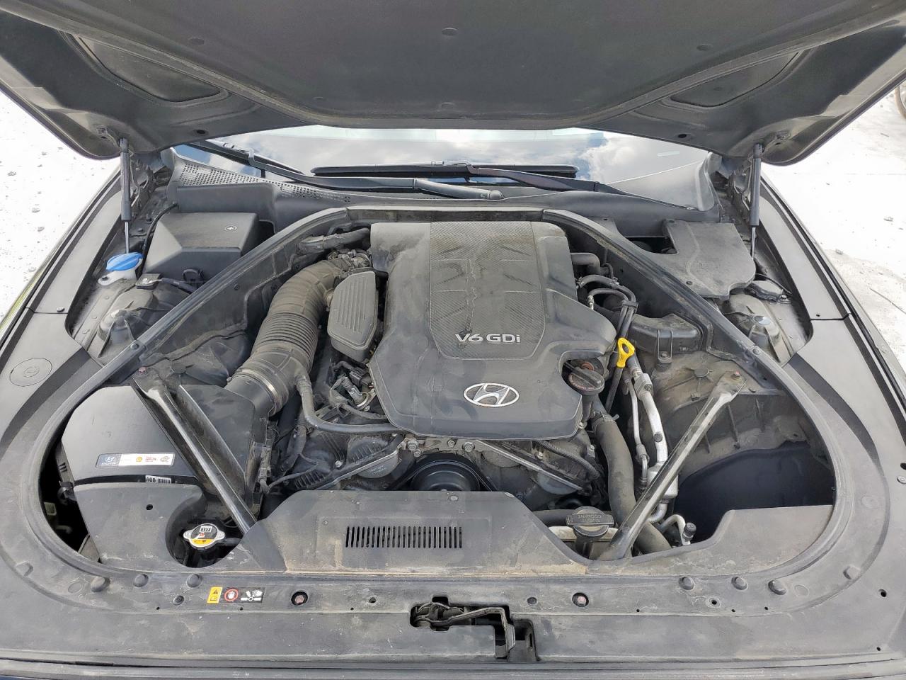 2015 Hyundai Genesis 3.8L VIN: KMHGN4JE4FU081535 Lot: 62321235