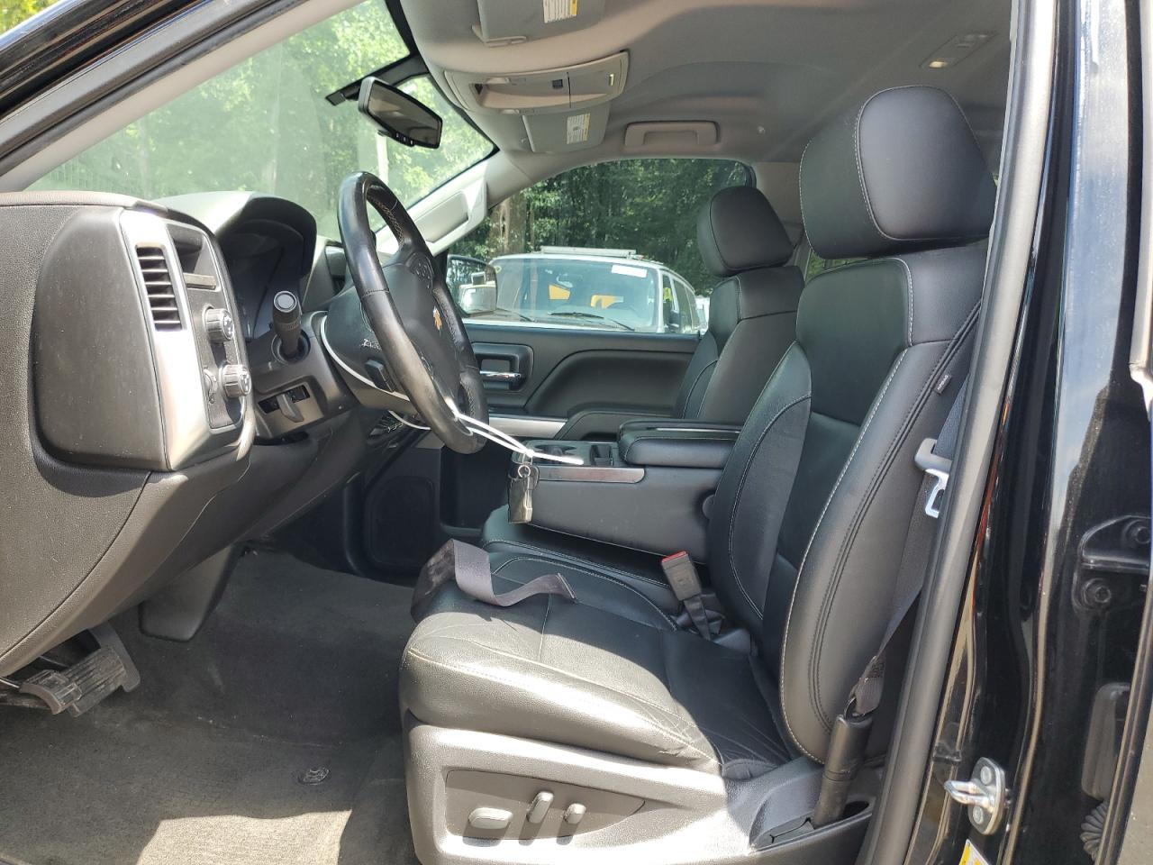 2018 Chevrolet Silverado K1500 Lt VIN: 1GCVKREC0JZ106372 Lot: 62551845