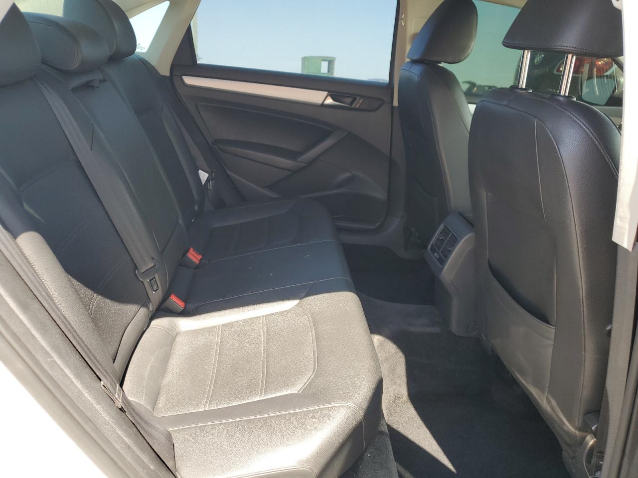 2013 Volkswagen Passat Se VIN: 1VWBP7A37DC131711 Lot: 62009035
