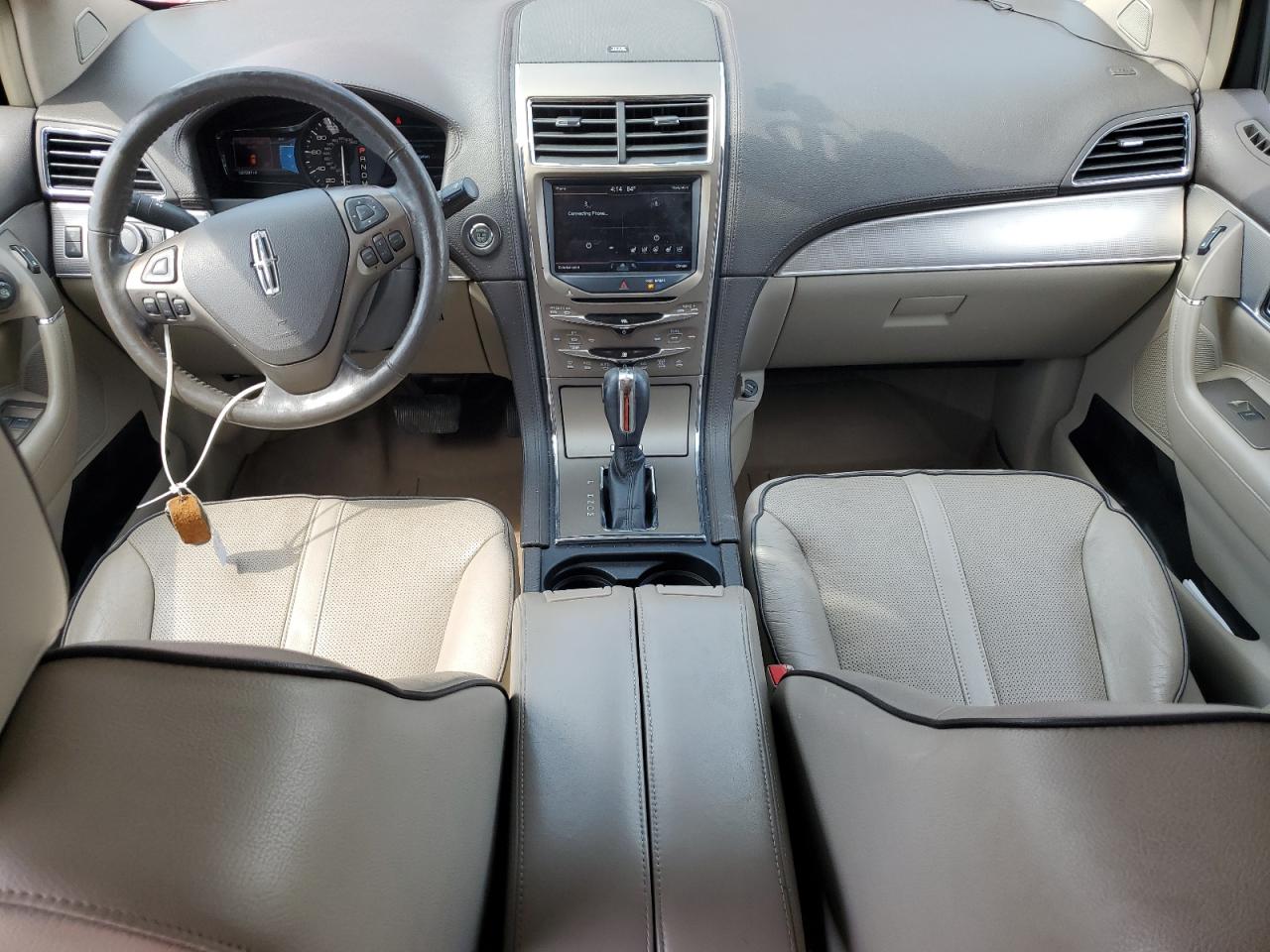 2011 Lincoln Mkx VIN: 2LMDJ8JK4BBJ18437 Lot: 62278605