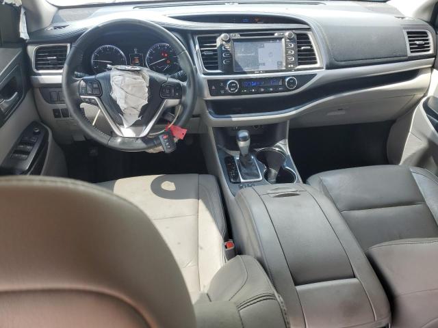  TOYOTA HIGHLANDER 2015 Белый