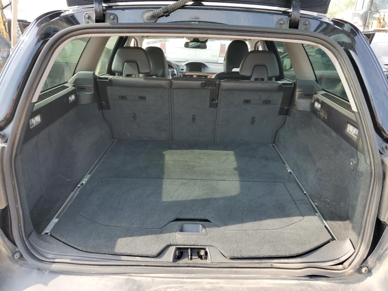 2012 Volvo Xc70 T6 VIN: YV4902BZ3C1121339 Lot: 60869025