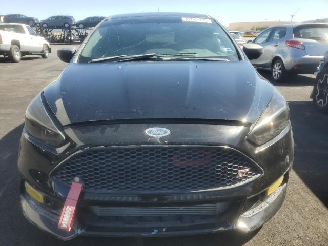 Hatchbacks FORD FOCUS 2016 Black