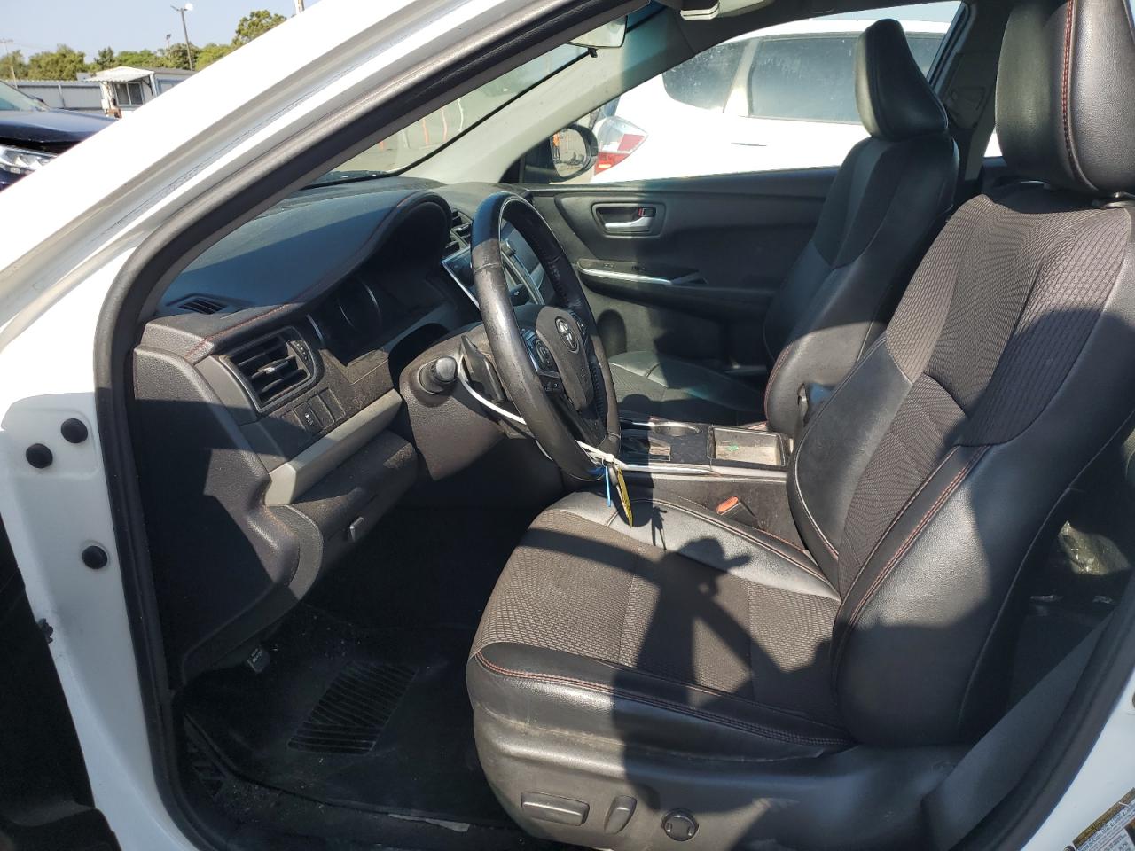 2017 Toyota Camry Le VIN: 4T1BF1FK5HU734817 Lot: 60673535