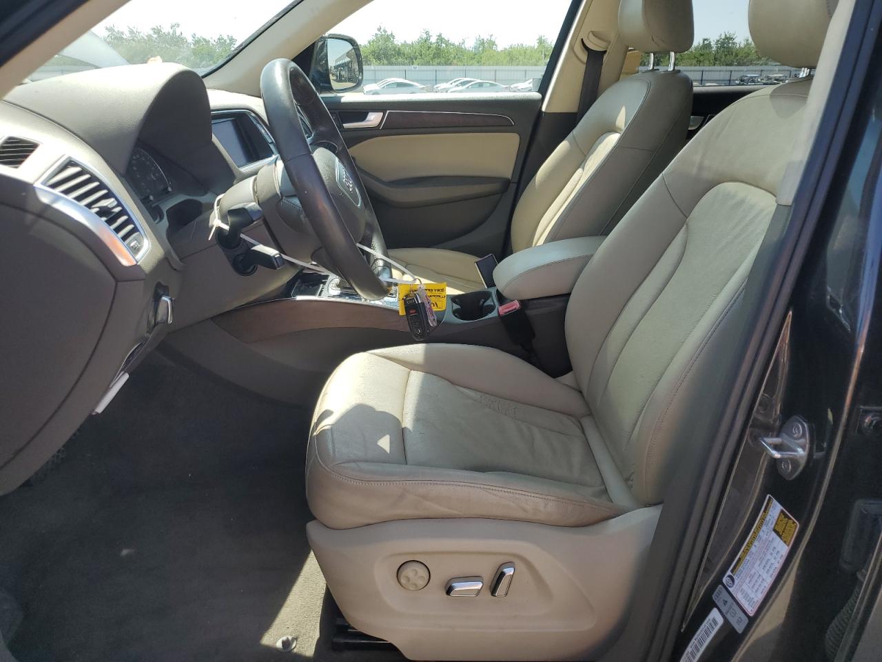 2014 Audi Q5 Premium Plus VIN: WA1DGAFP0EA126877 Lot: 61302915