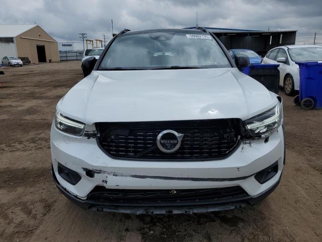  VOLVO XC40 2021 Biały