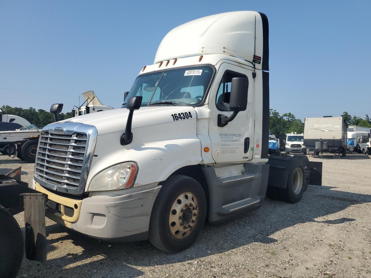 FREIGHTLINER ALL OTHER 2015 VIN 1FUGGED56FLGC1965 photo 2