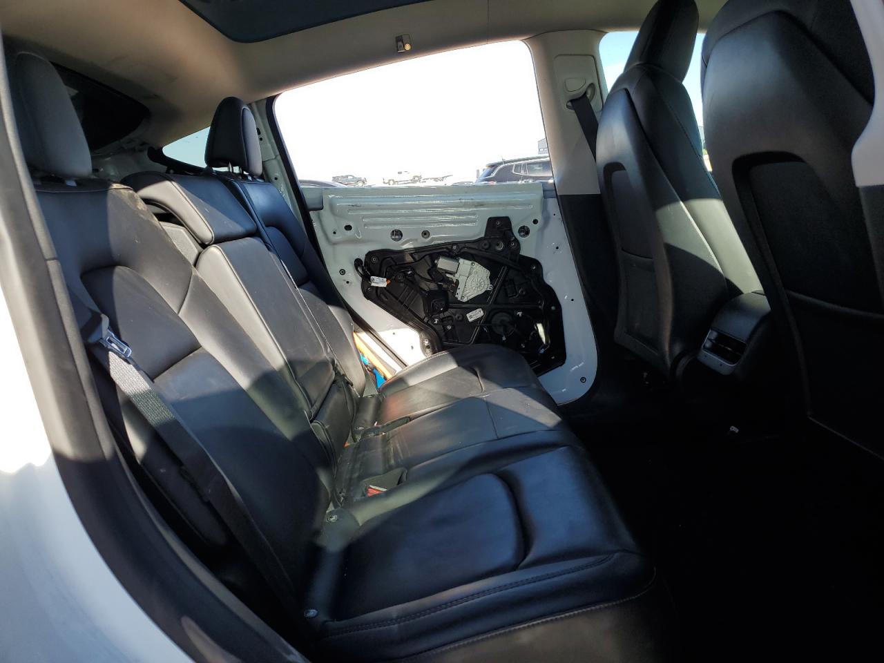2022 Tesla Model Y VIN: 7SAYGDEE6NF356765 Lot: 62488365