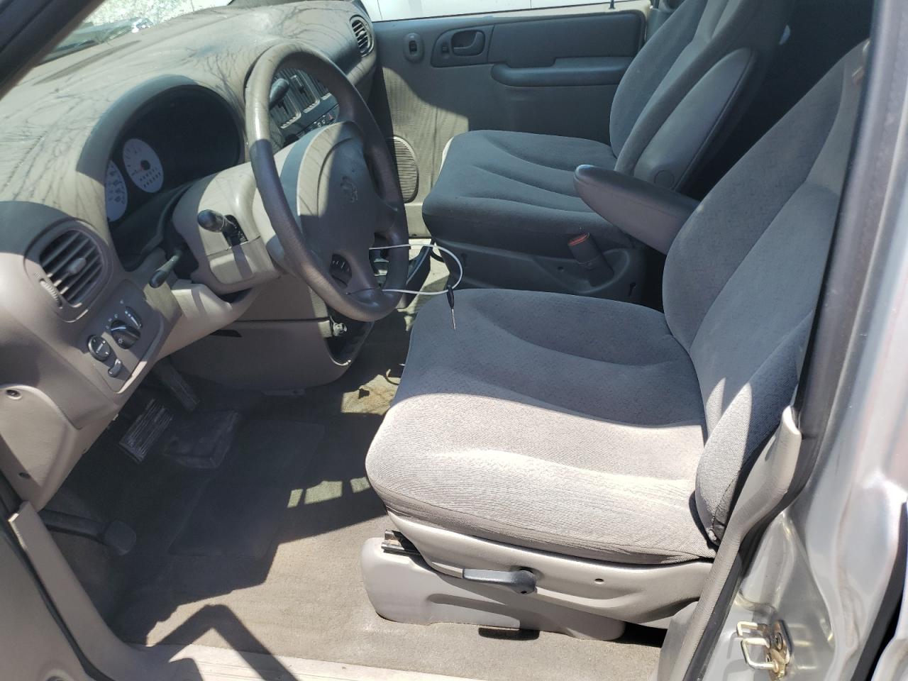 2003 Dodge Caravan Se VIN: 1D4GP25303B154258 Lot: 61371195