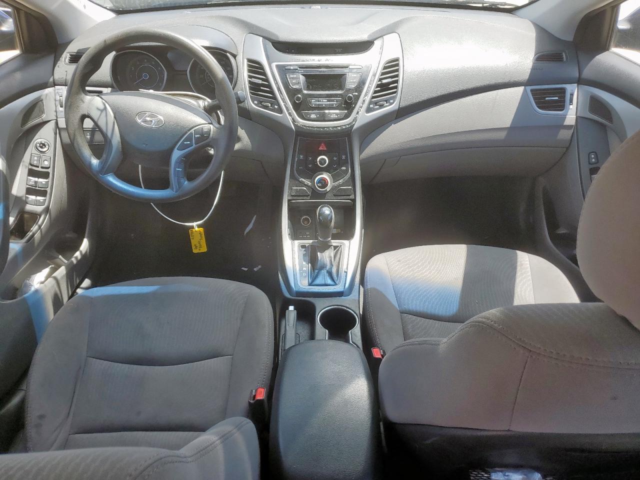 HYUNDAI ELANTRA 2016 VIN 5NPDH4AE7GH687406 фото 8