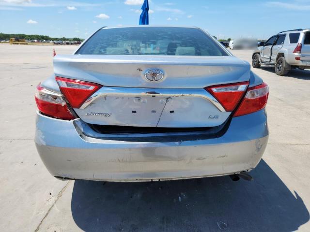 Sedans TOYOTA CAMRY 2015 Szary