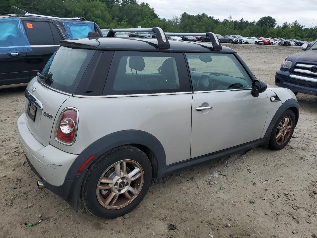 MINI COOPER 2012 VIN WMWSU3C54CT259077 photo 3