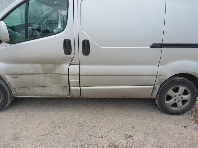2013 VAUXHALL VIVARO 270