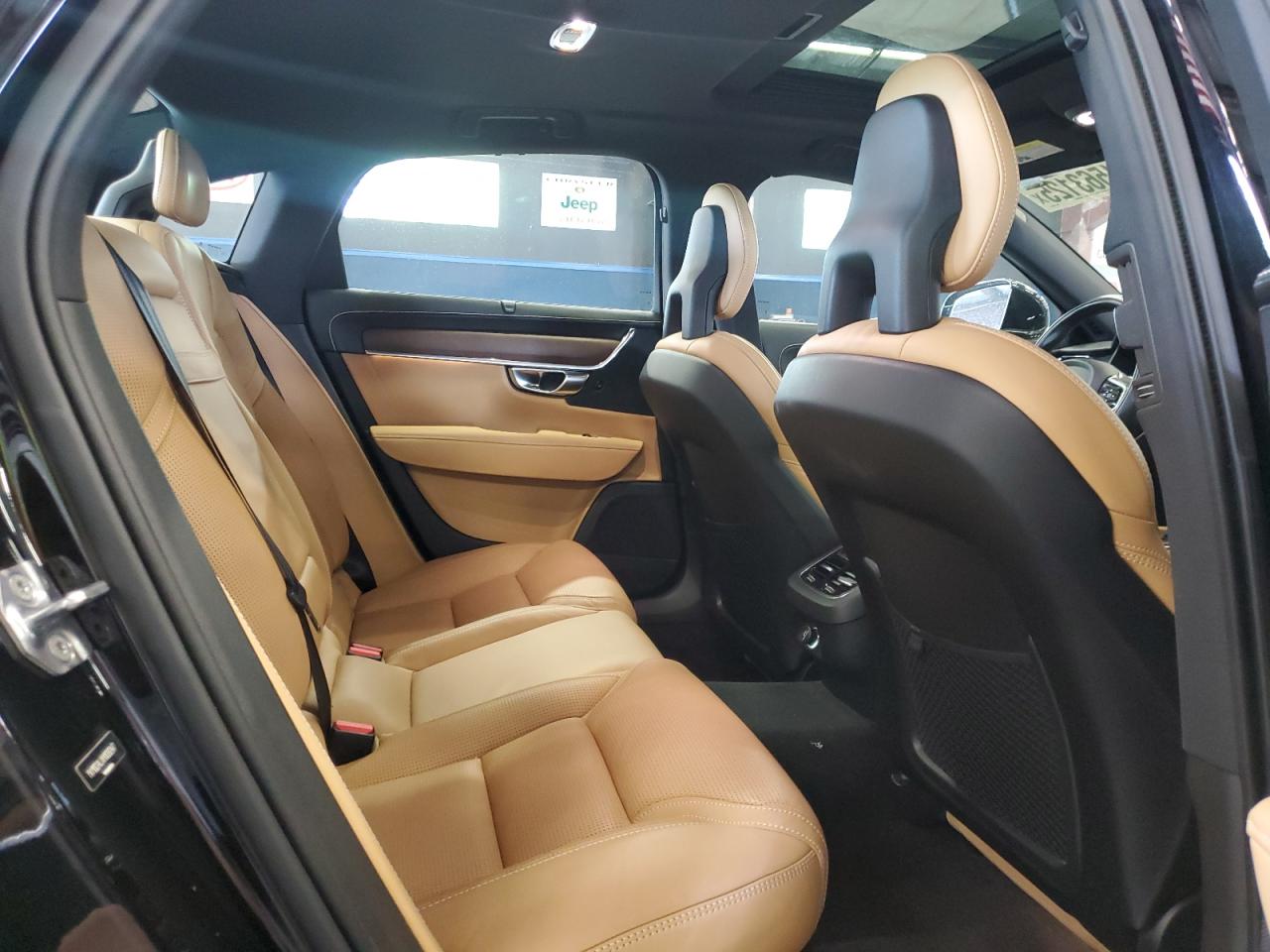 2017 Volvo S90 T5 Inscription VIN: YV1102ALXH1009247 Lot: 61563125