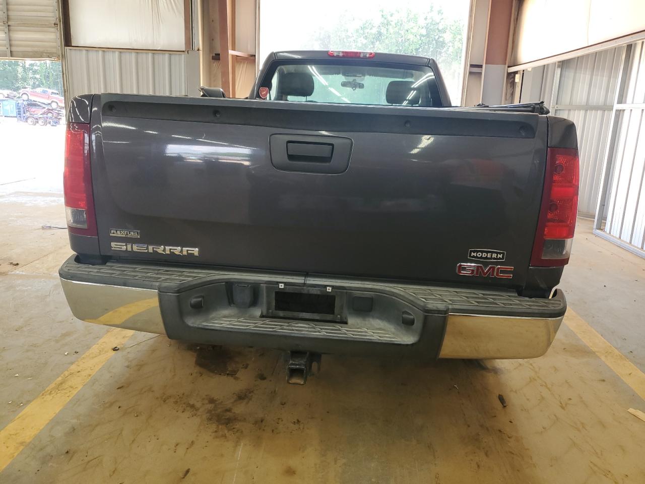 2010 GMC Sierra C1500 VIN: 1GTPCTE0XAZ182867 Lot: 61749345
