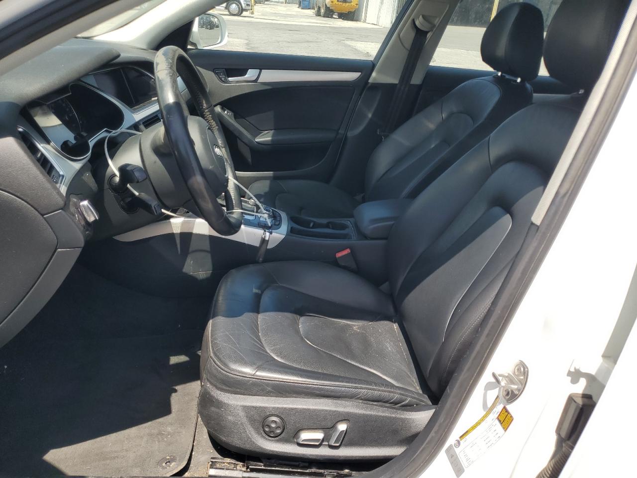 2016 Audi A4 Premium S-Line VIN: WAUBFAFL1GN016572 Lot: 62109975