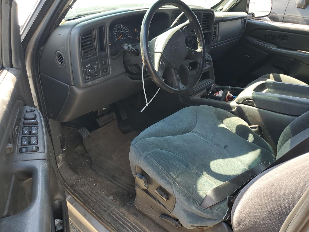 2006 Chevrolet Silverado C2500 Heavy Duty VIN: 1GCHC23D46F231140 Lot: 55635715