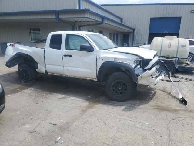  TOYOTA TACOMA 2022 Biały