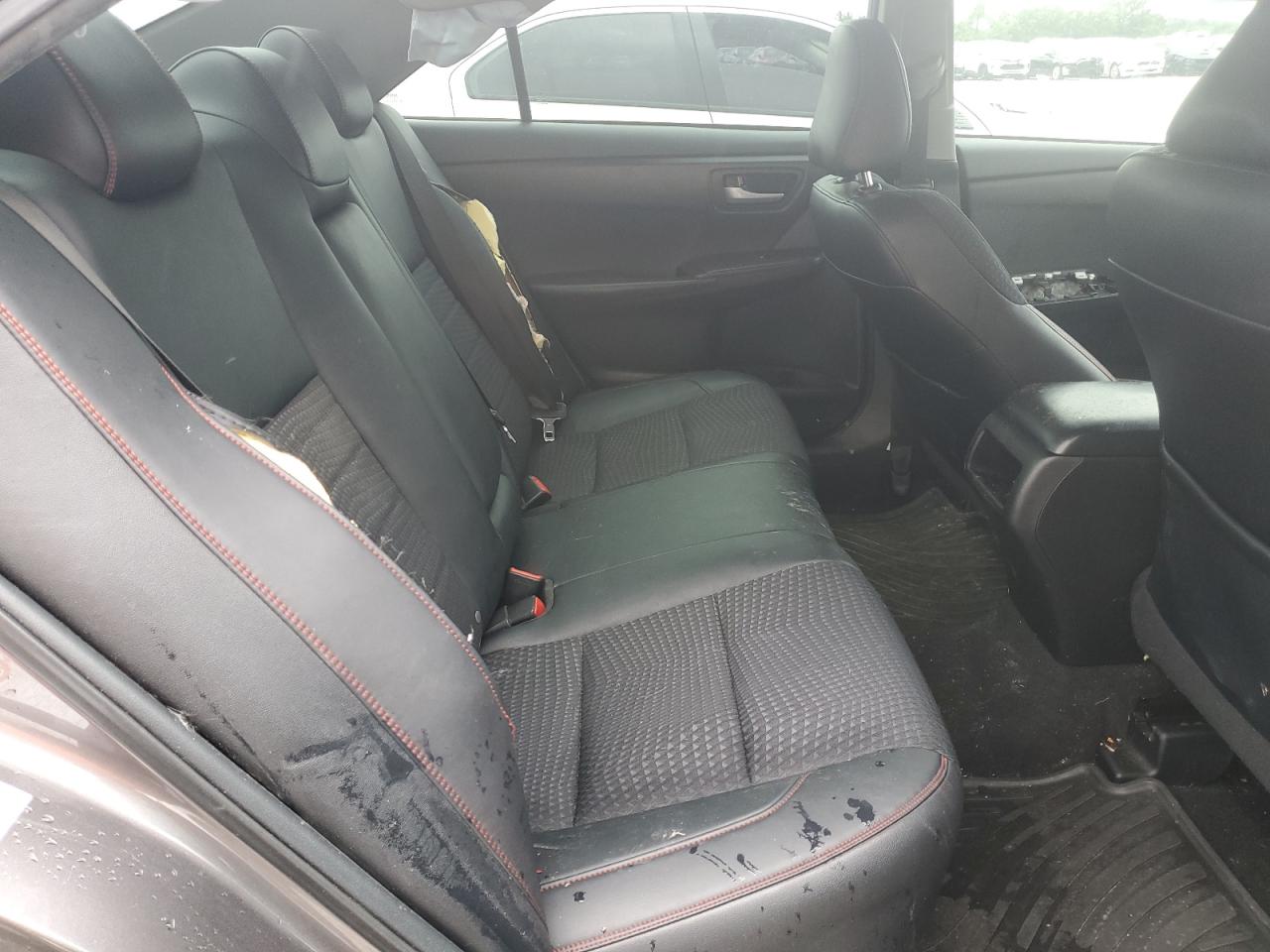 2015 Toyota Camry Le VIN: 4T1BF1FK6FU883590 Lot: 60864035