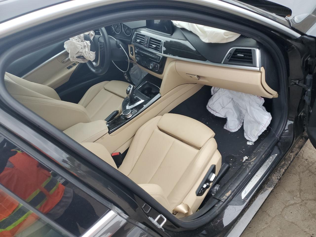 2017 BMW 330 Xi VIN: WBA8D9G36HNU64224 Lot: 62459305