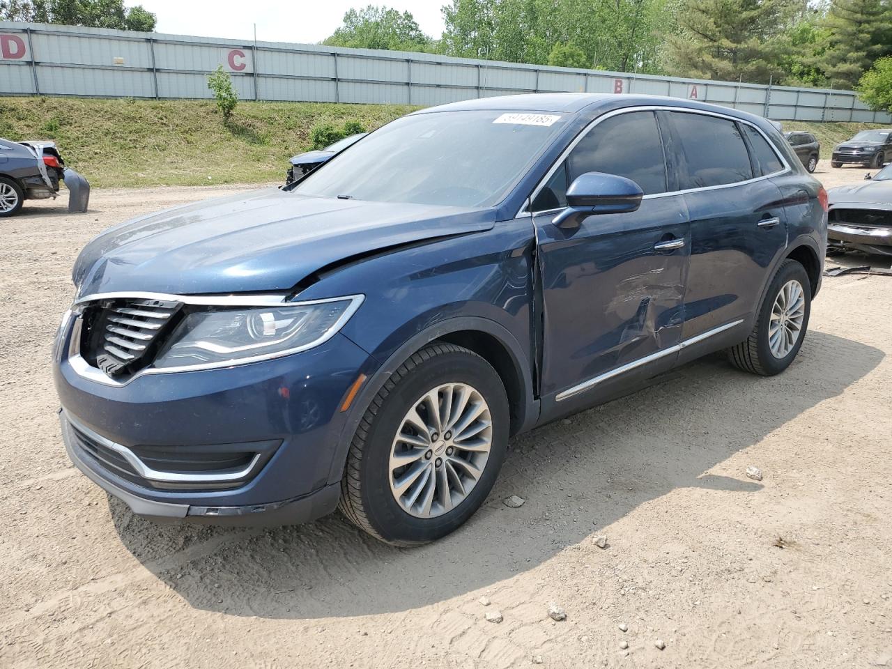 2017 Lincoln Mkx Select zu verkaufen in Davison, MI - Front End