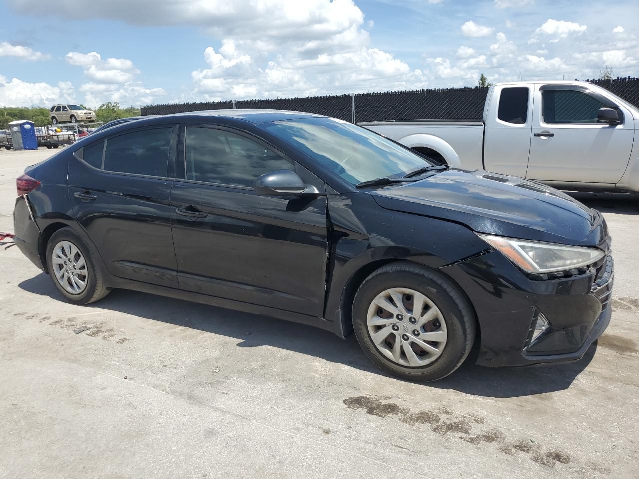 2020 Hyundai Elantra Se   продається в Orlando, FL - Rear End