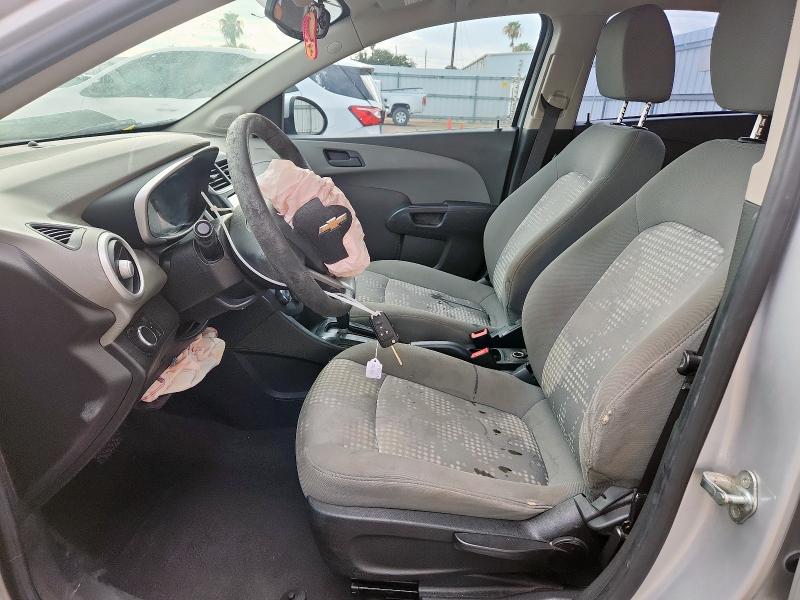 Sedans CHEVROLET SONIC 2017 Silver