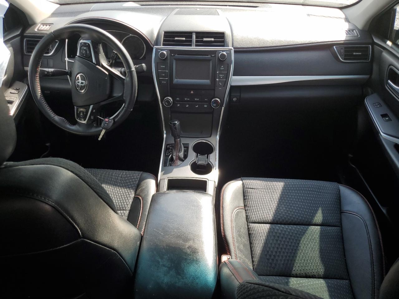 2015 Toyota Camry Le VIN: 4T1BF1FK5FU056826 Lot: 63008915