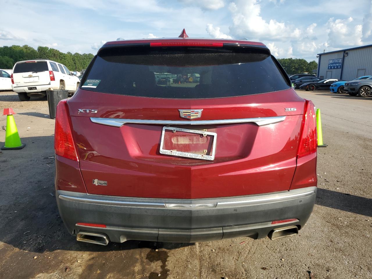 2017 Cadillac Xt5 Luxury VIN: 1GYKNBRS2HZ282122 Lot: 62389265