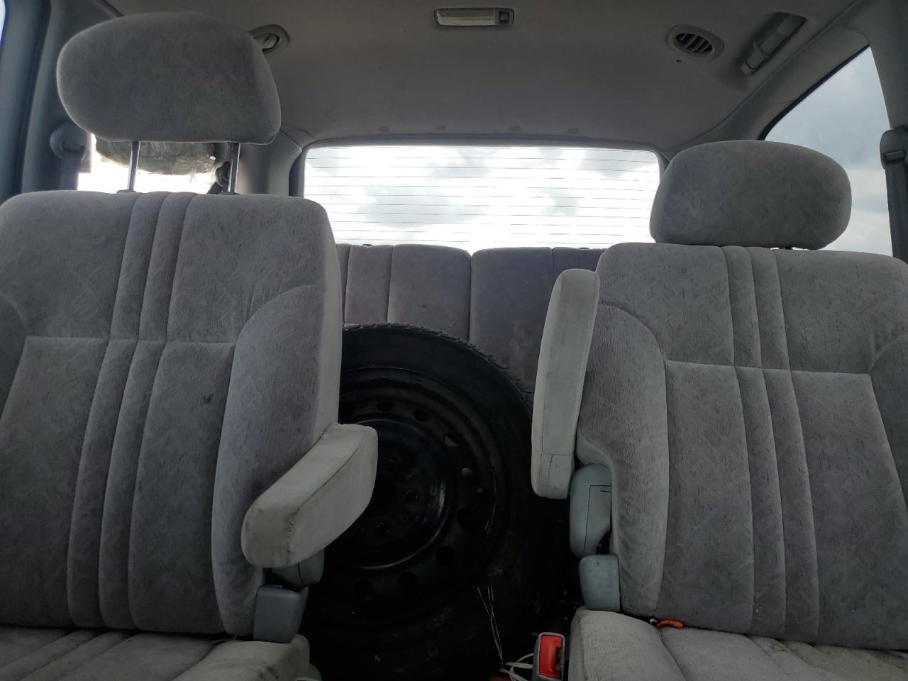 1999 Toyota Sienna Le VIN: 4T3ZF13C1XU144583 Lot: 60859065