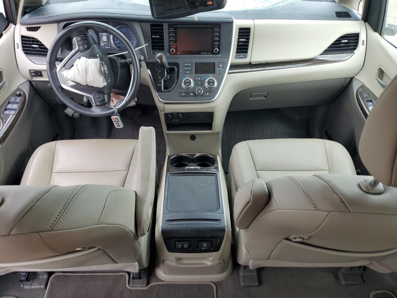2020 Toyota Sienna Xle VIN: 5TDYZ3DC5LS033799 Lot: 62659655