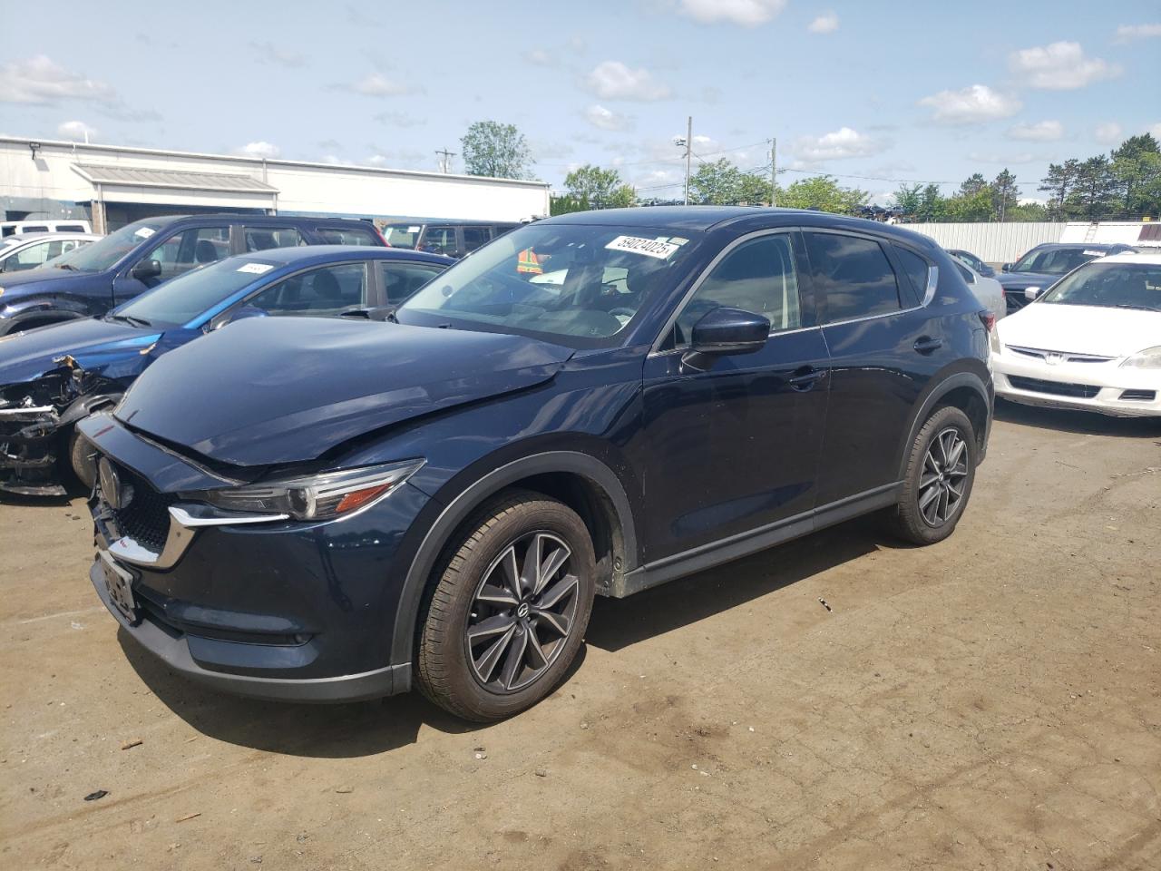 2017 Mazda Cx-5 Grand Touring продається в New Britain, CT - Front End
