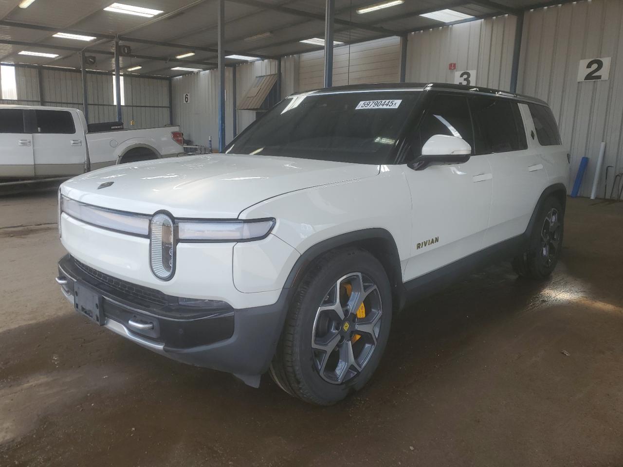 2023 Rivian R1S Adventure