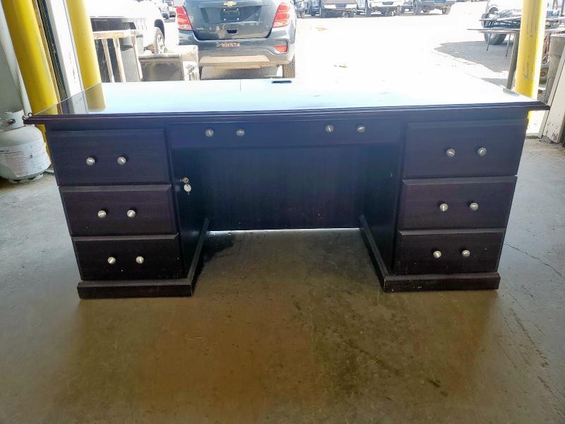 Desk Desk