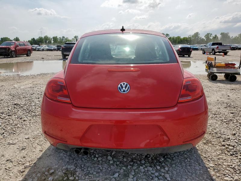 Hatchbacks VOLKSWAGEN BEETLE 2014 Czerwony