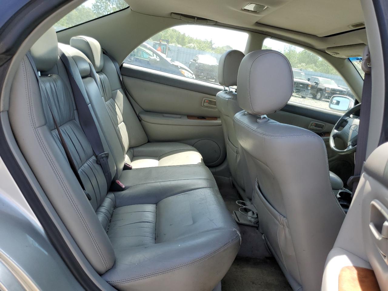 2000 Lexus Es 300 VIN: JT8BF28G0Y0255147 Lot: 61464825
