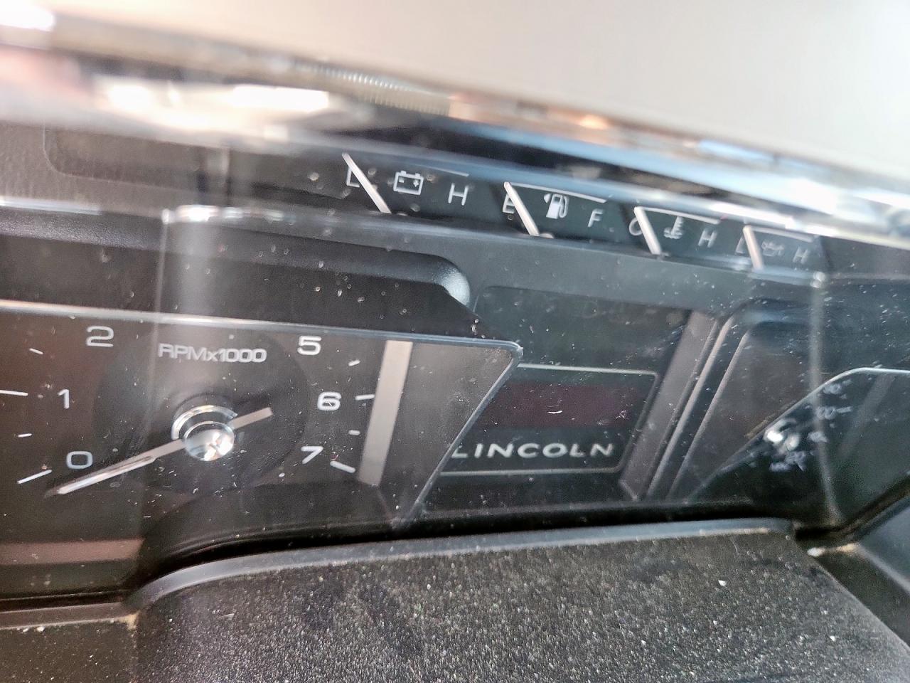 2010 Lincoln Navigator VIN: 5LMJJ2J58AEJ05535 Lot: 62736955