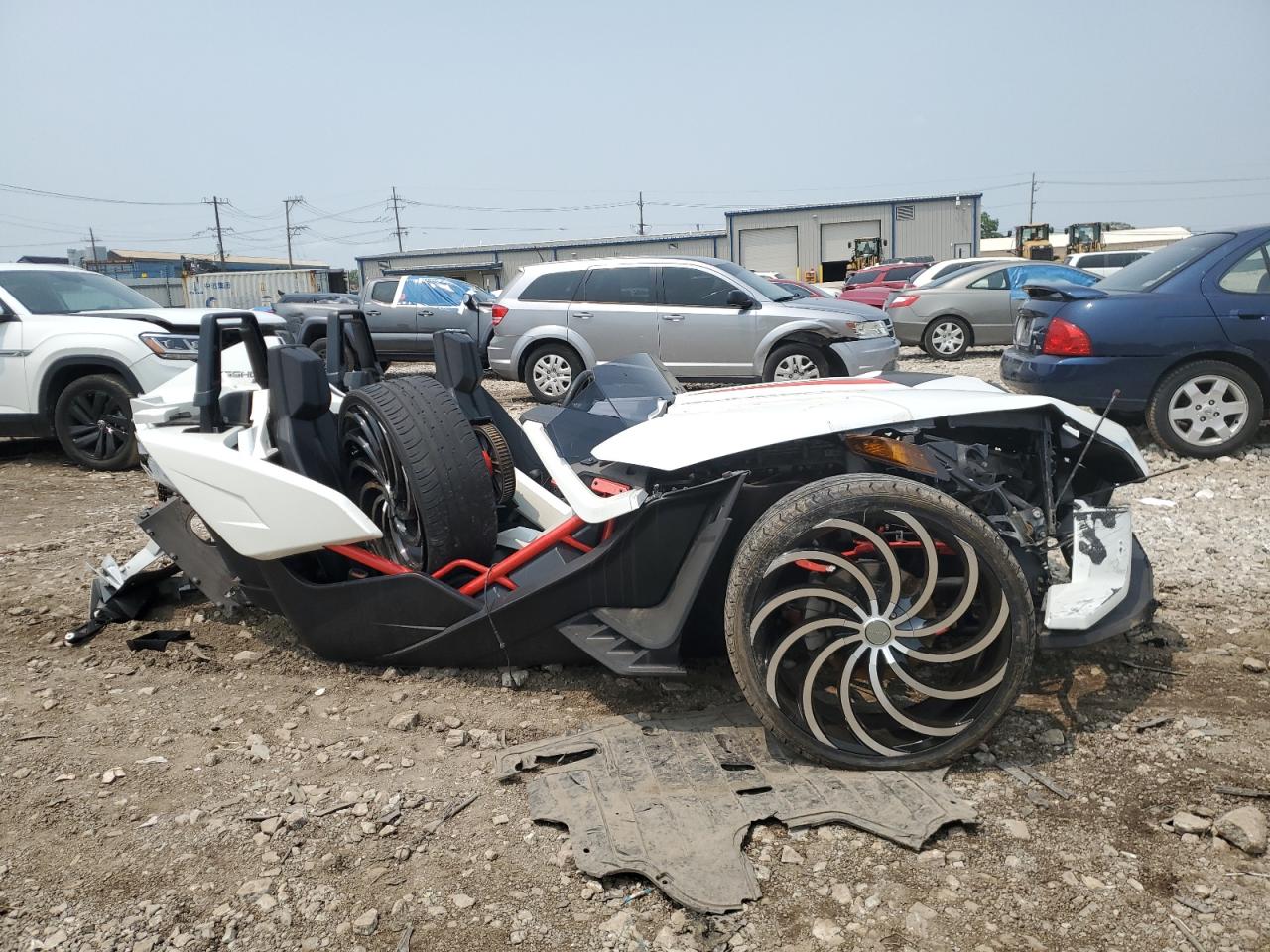2016 Polaris Slingshot Sl na sprzedaż w Chicago Heights, IL - Rear End
