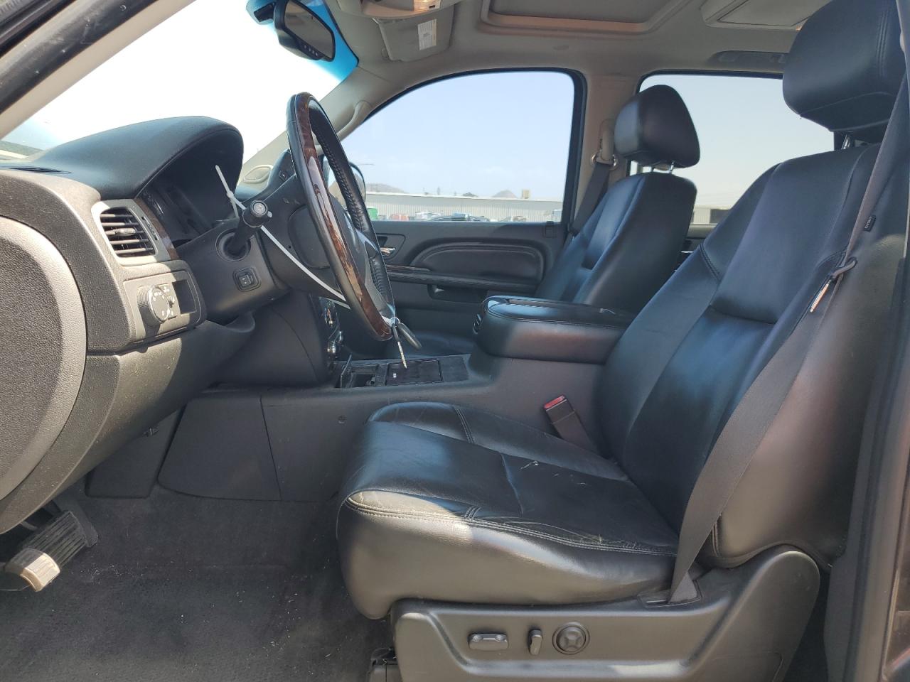 2010 GMC Yukon Denali VIN: 1GKUKEEF6AR144868 Lot: 62233045