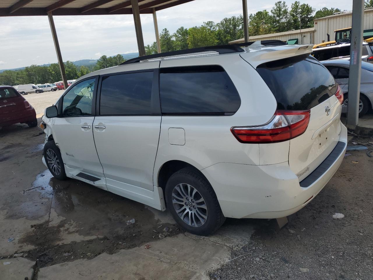TOYOTA All Models 2018 VIN 5TDYZ3DCXJS921509 zdjęcie 2